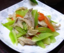 香炒平菇莴笋的做法